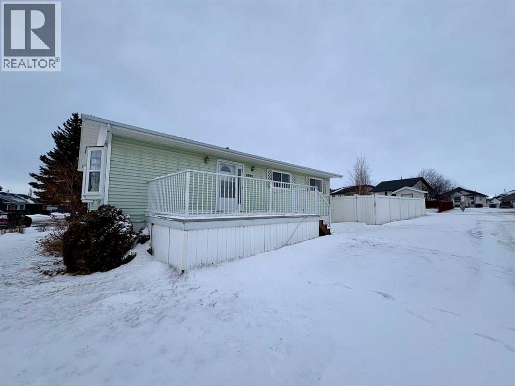 4304 56 Avenue, Innisfail