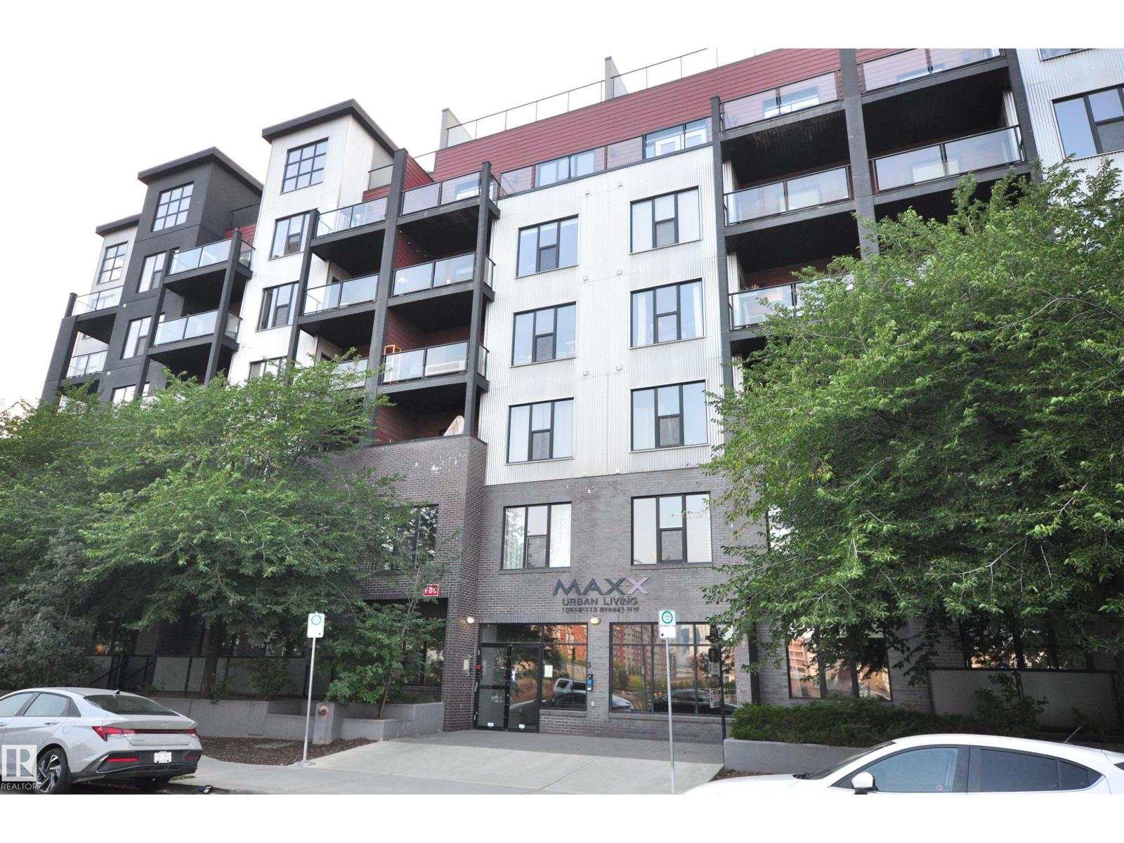 #407 10518 113 ST NW, Edmonton