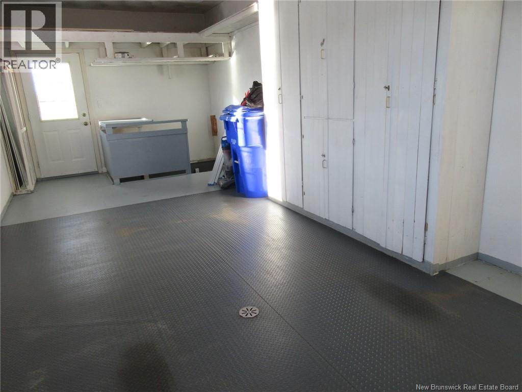 #H 61 Prince William Street - Image 33