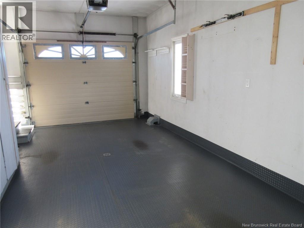 #H 61 Prince William Street - Image 32