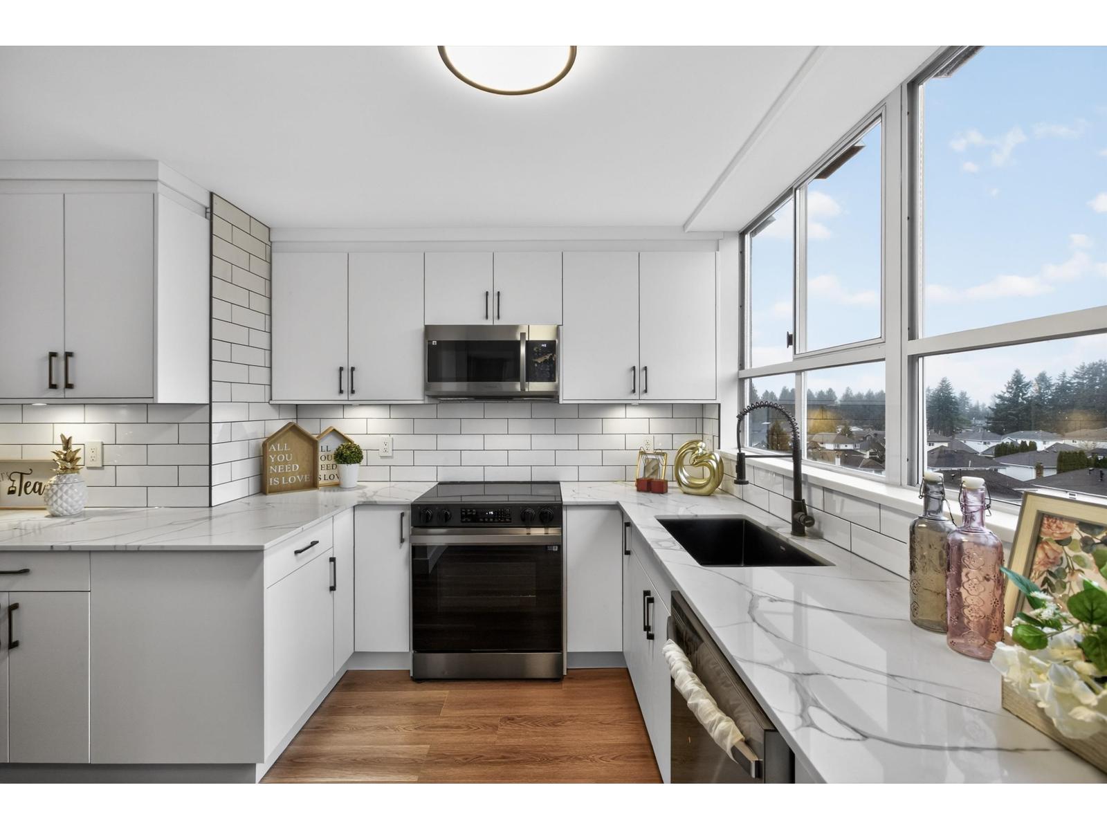 #604-11920 80 Avenue, Delta