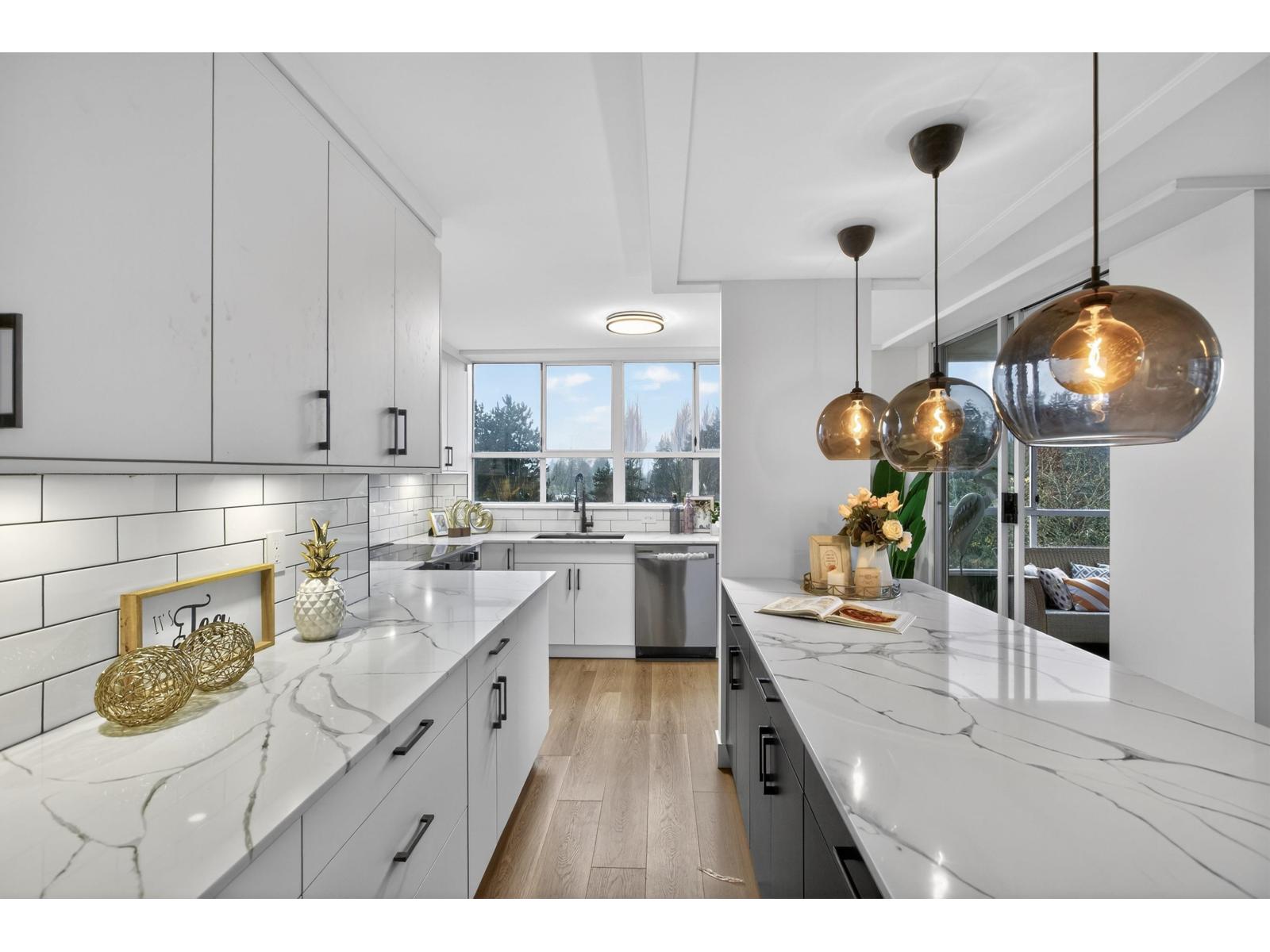 #604-11920 80 Avenue, Delta