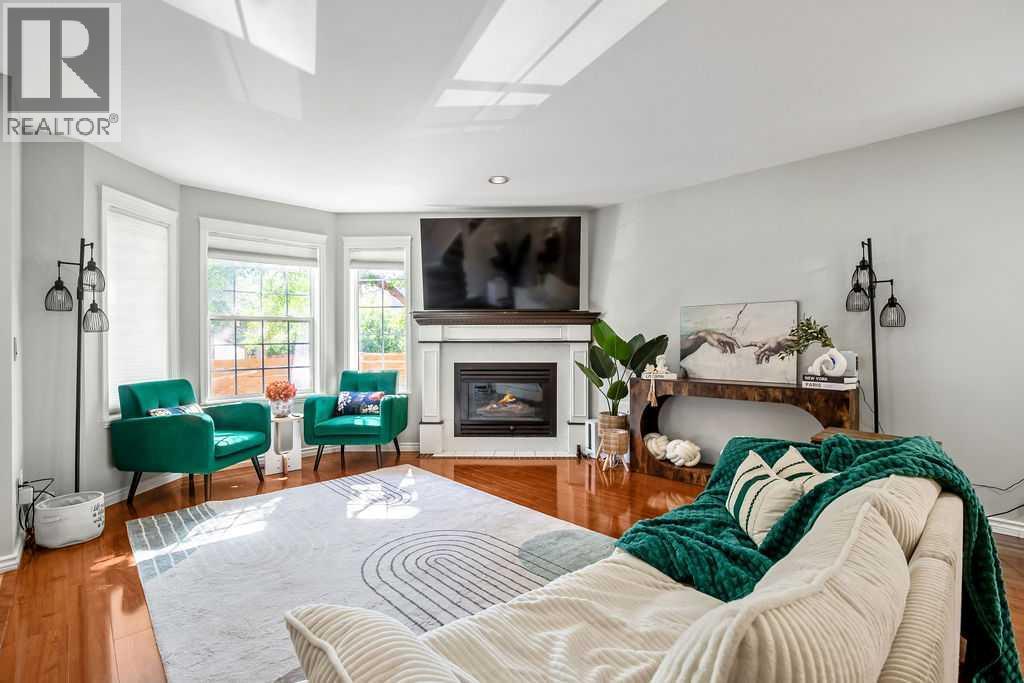 Multi-family House for Sale in /  Street SW Killarney/Glengarry Calgary 