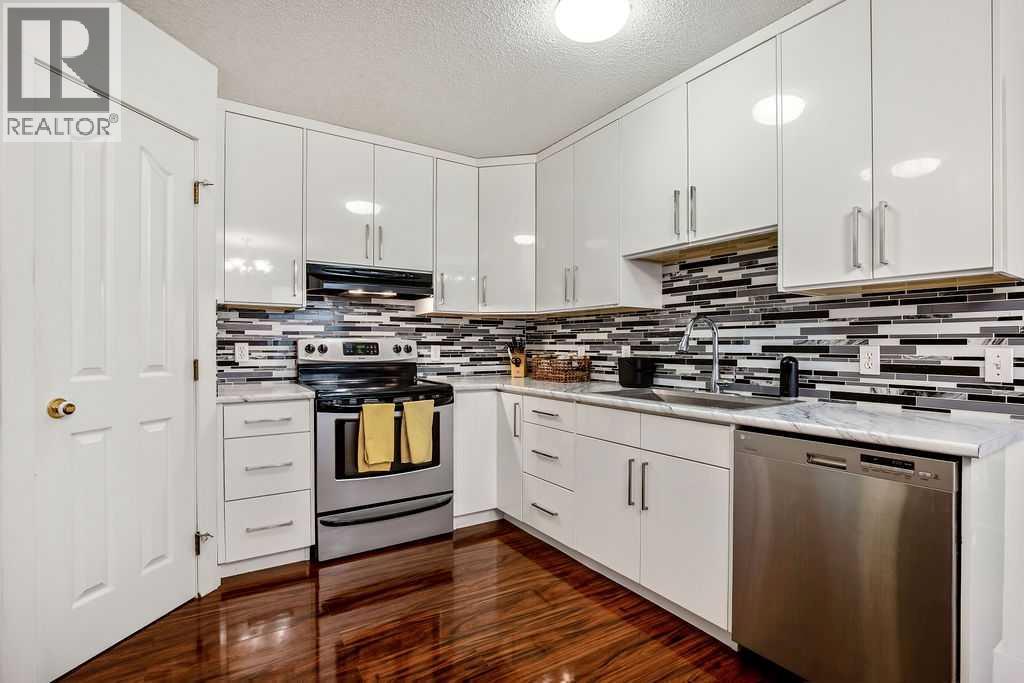 Multi-family House for Sale in /  Street SW Killarney/Glengarry Calgary 