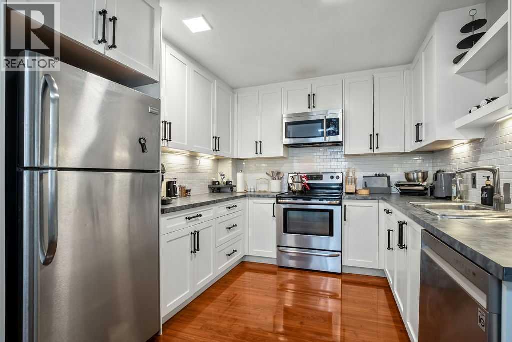 Multi-family House for Sale in /  Street SW Killarney/Glengarry Calgary 