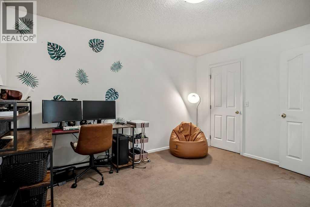 Multi-family House for Sale in /  Street SW Killarney/Glengarry Calgary 