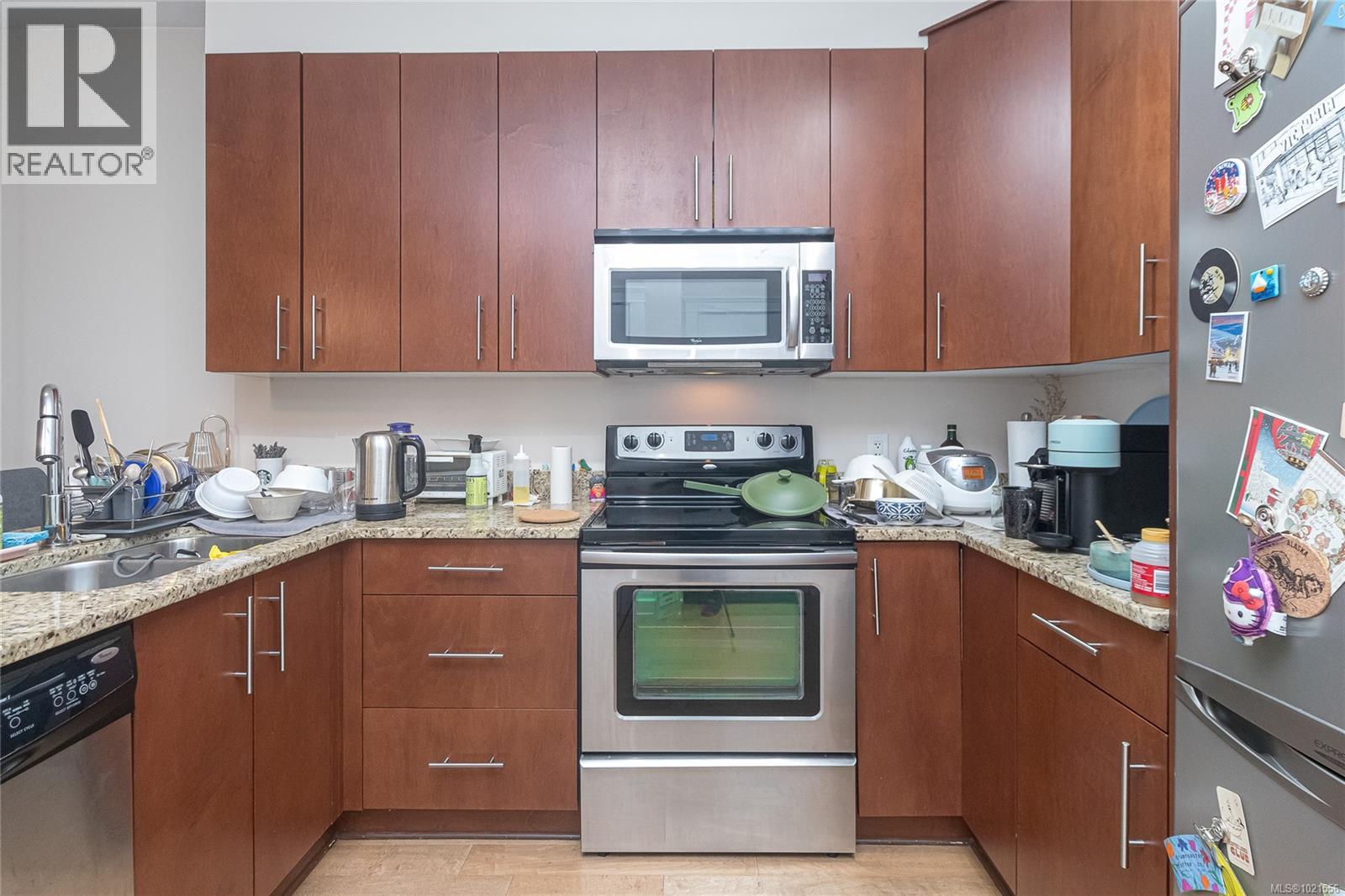 212 21 Conard St, View Royal