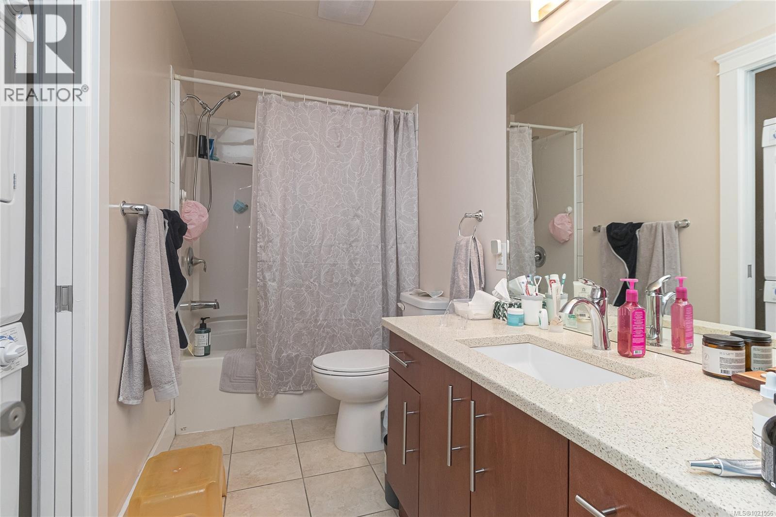 212 21 Conard St, View Royal