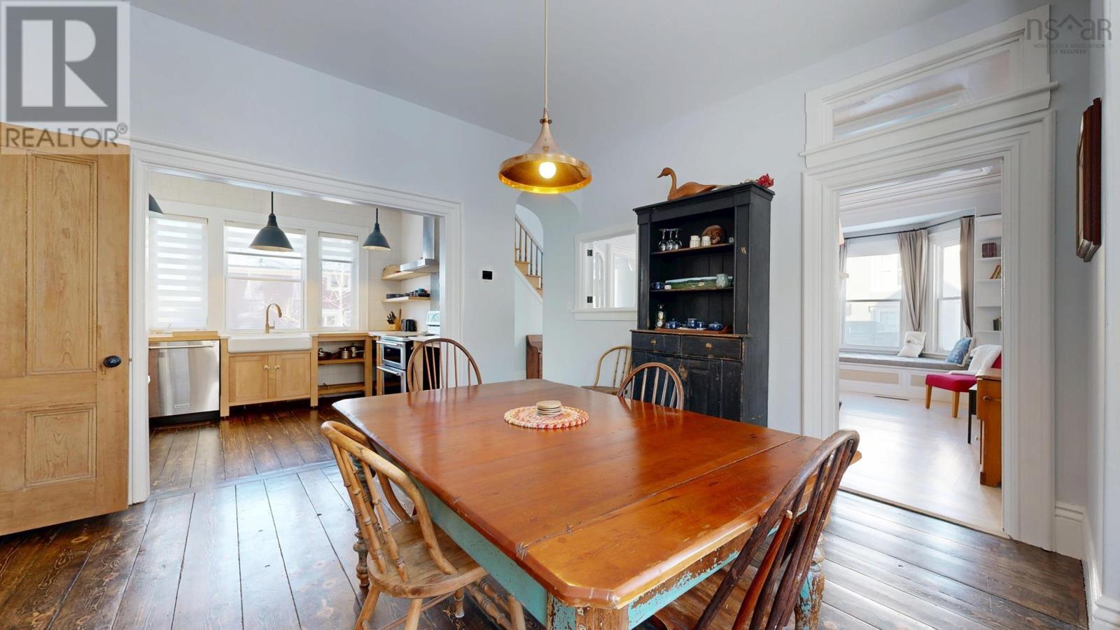 Property 13 of 48 of 13 John Street