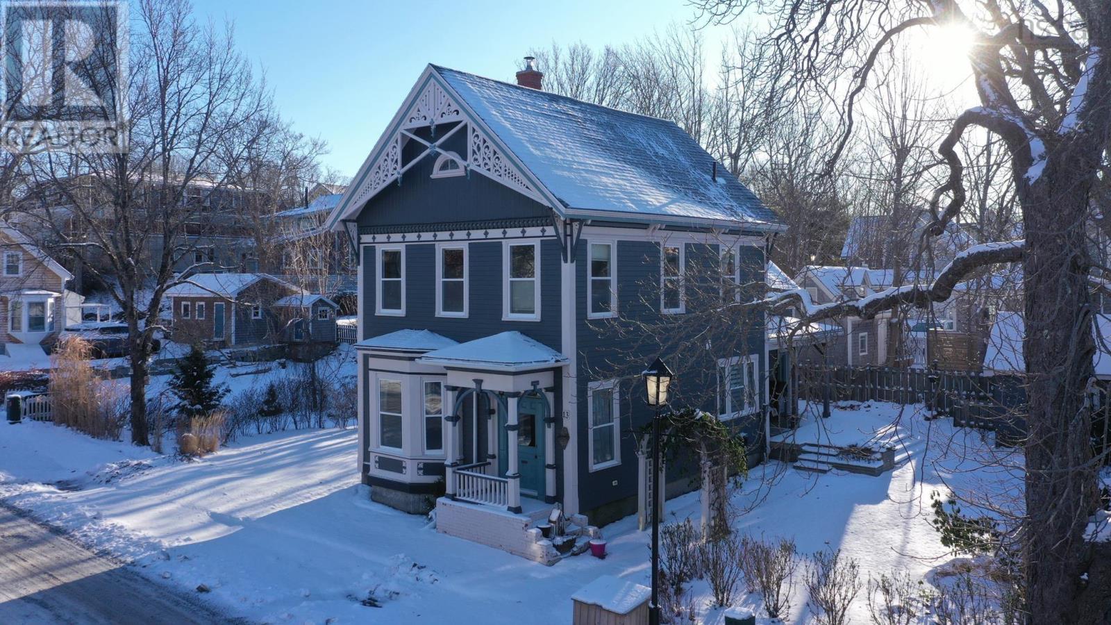 Property 2 of 48 of 13 John Street