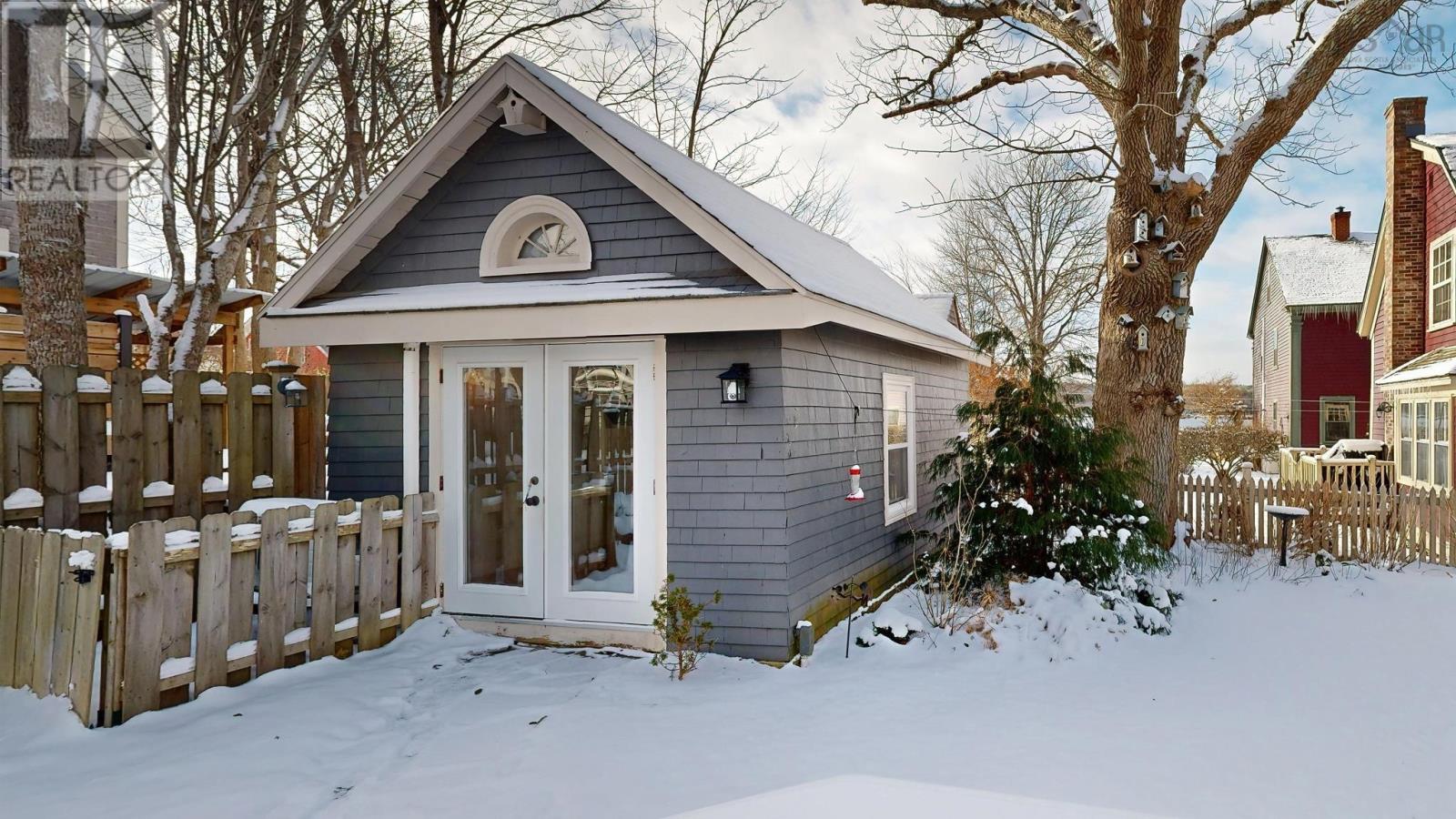 Property 38 of 48 of 13 John Street