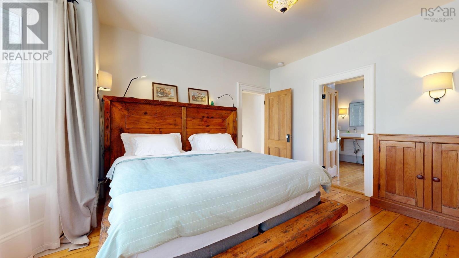 Property 29 of 48 of 13 John Street