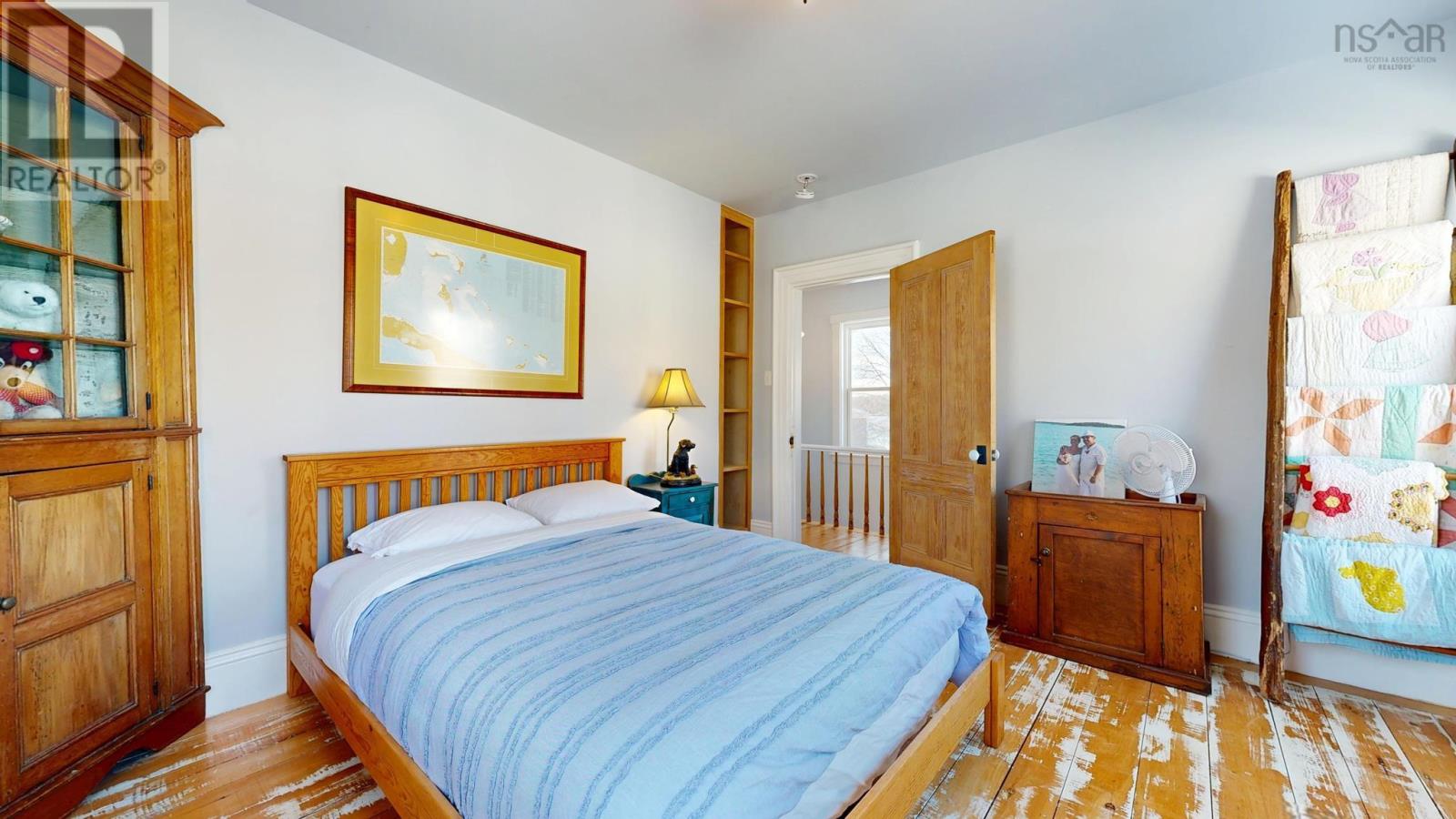 Property 32 of 48 of 13 John Street