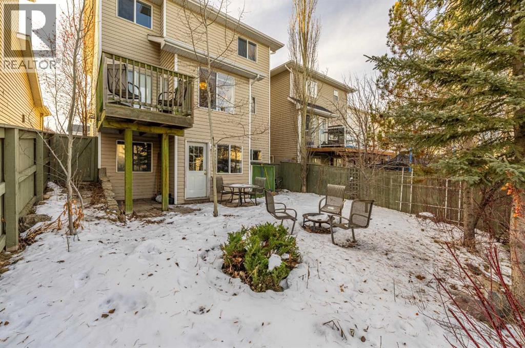 Single Family House for Sale in  Royal Elm Mews Royal Oak Calgary 