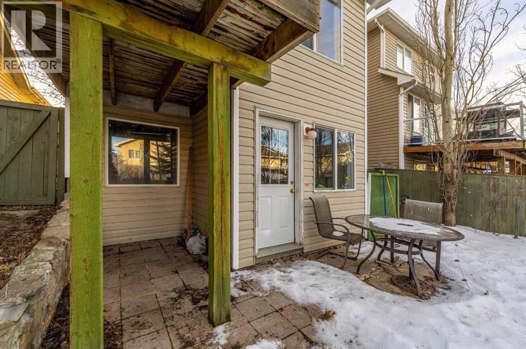 Single Family House for Sale in  Royal Elm Mews Royal Oak Calgary 