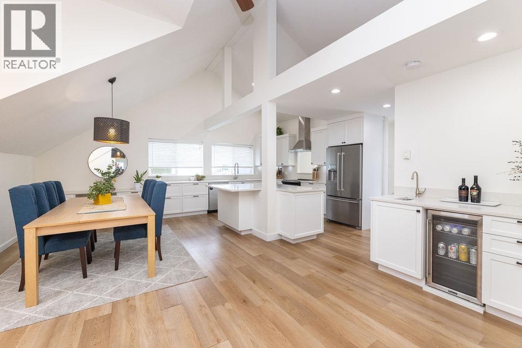 6251 JASPER ROAD, Sechelt