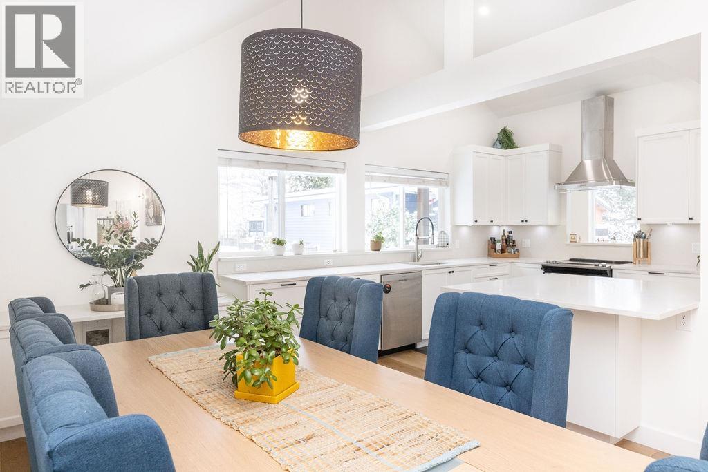 6251 JASPER ROAD, Sechelt