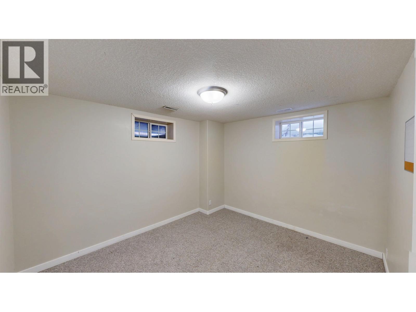 A 10007 111 AVENUE, Fort St. John