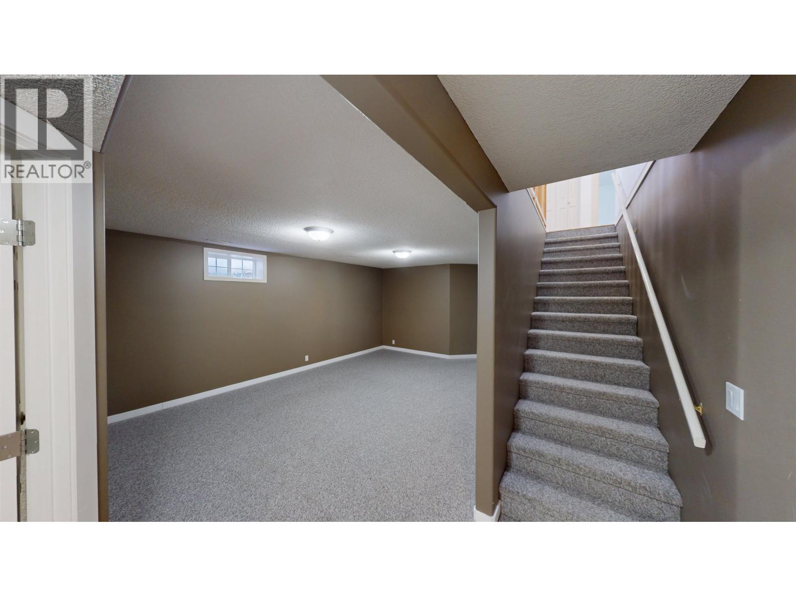 A 10007 111 AVENUE, Fort St. John