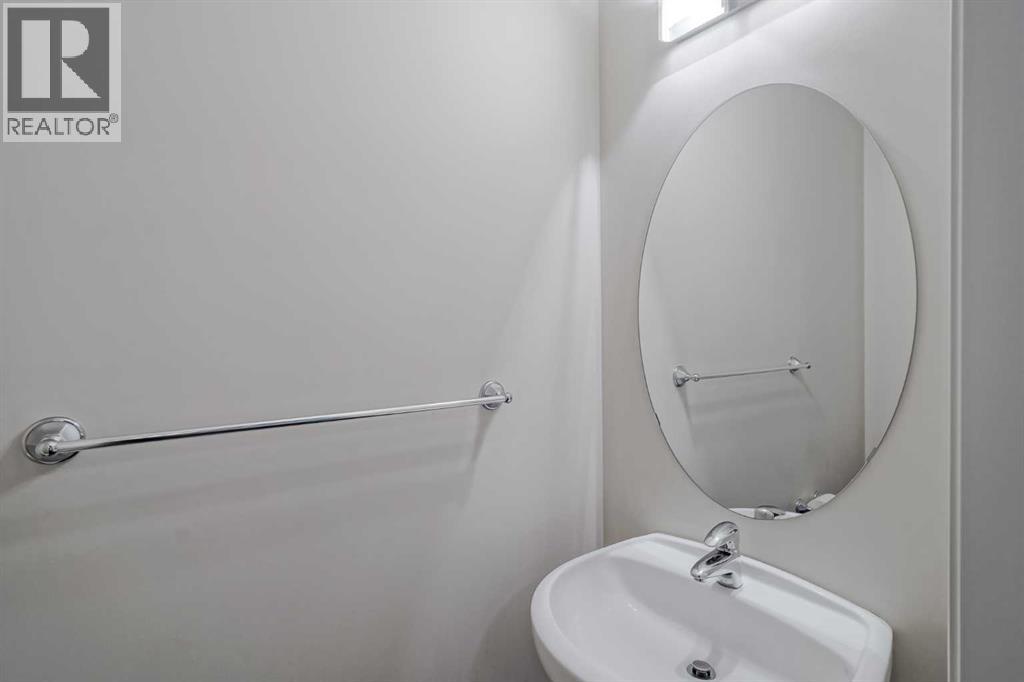 Single Family House for Sale in  Pantego View NW Panorama Hills Calgary 