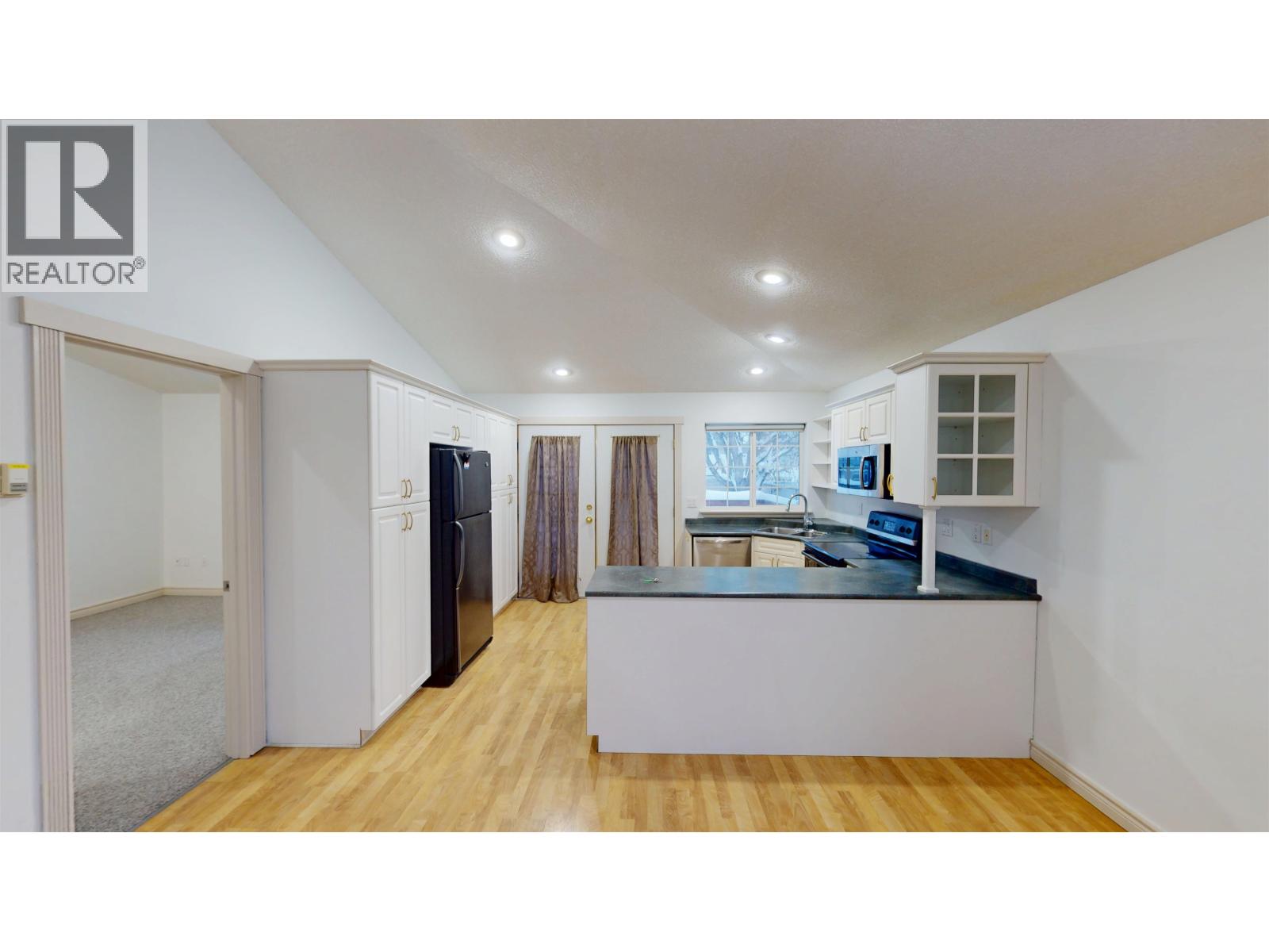 A 10007 111 AVENUE, Fort St. John