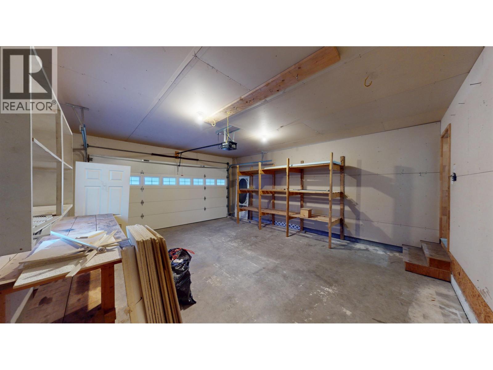 A 10007 111 AVENUE, Fort St. John