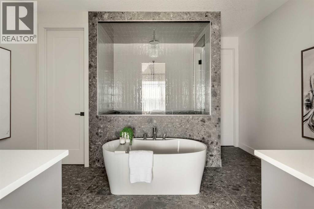 Single Family House for Sale in  Rockcliff Hill NW Rocky Ridge Calgary 