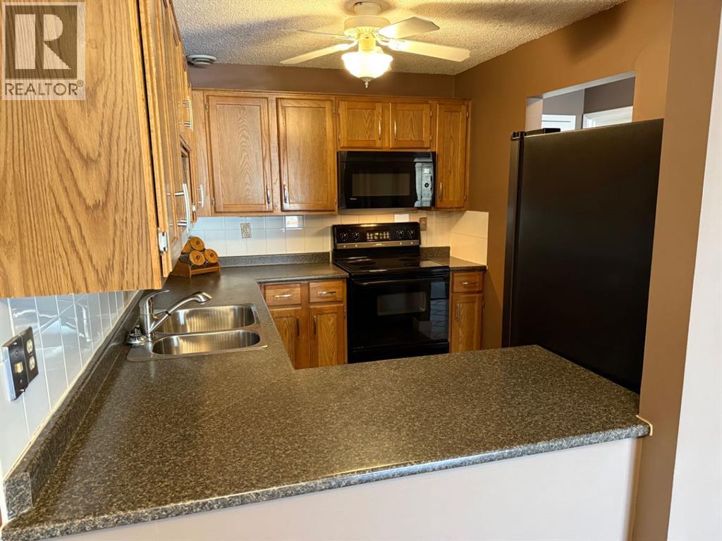 Single Family House for Sale in    Avenue NE Crescent Heights Calgary 