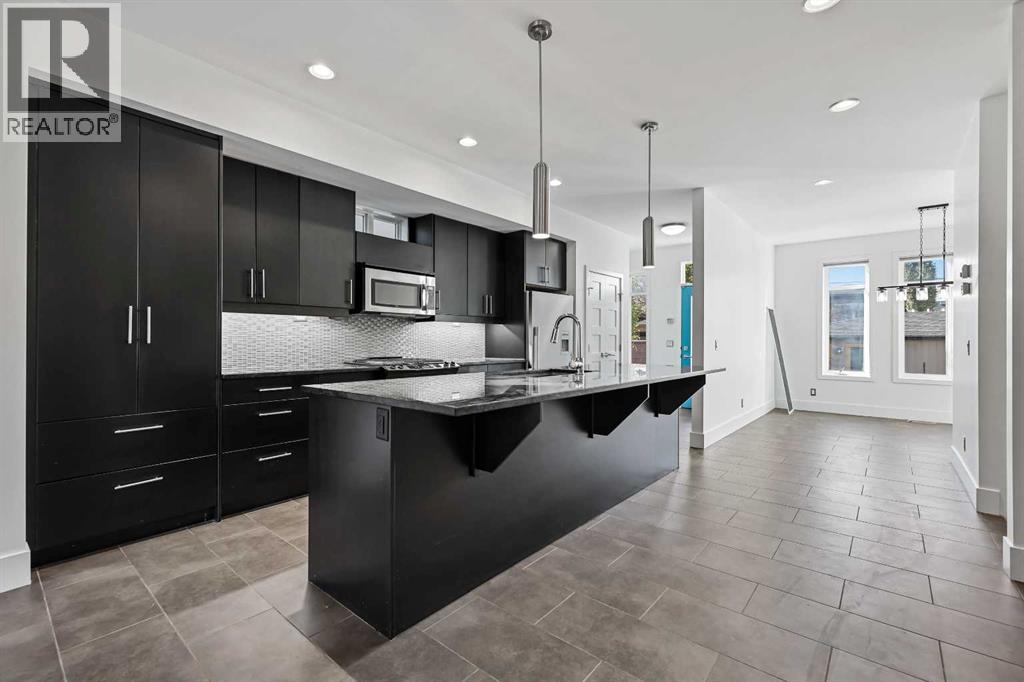 Single Family House for Sale in  a Street SW Richmond Calgary 