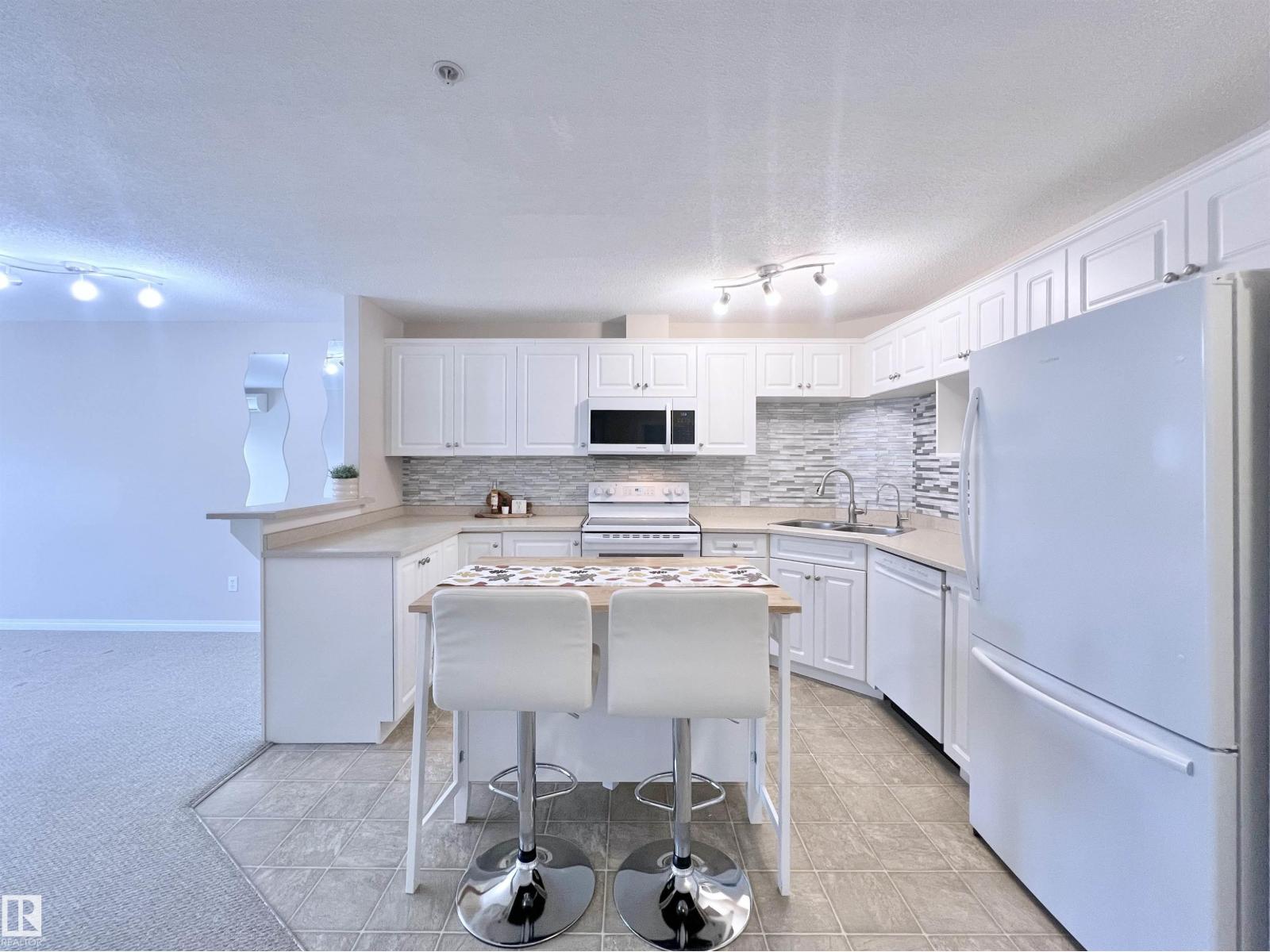 #206 111 EDWARDS DR SW, Edmonton