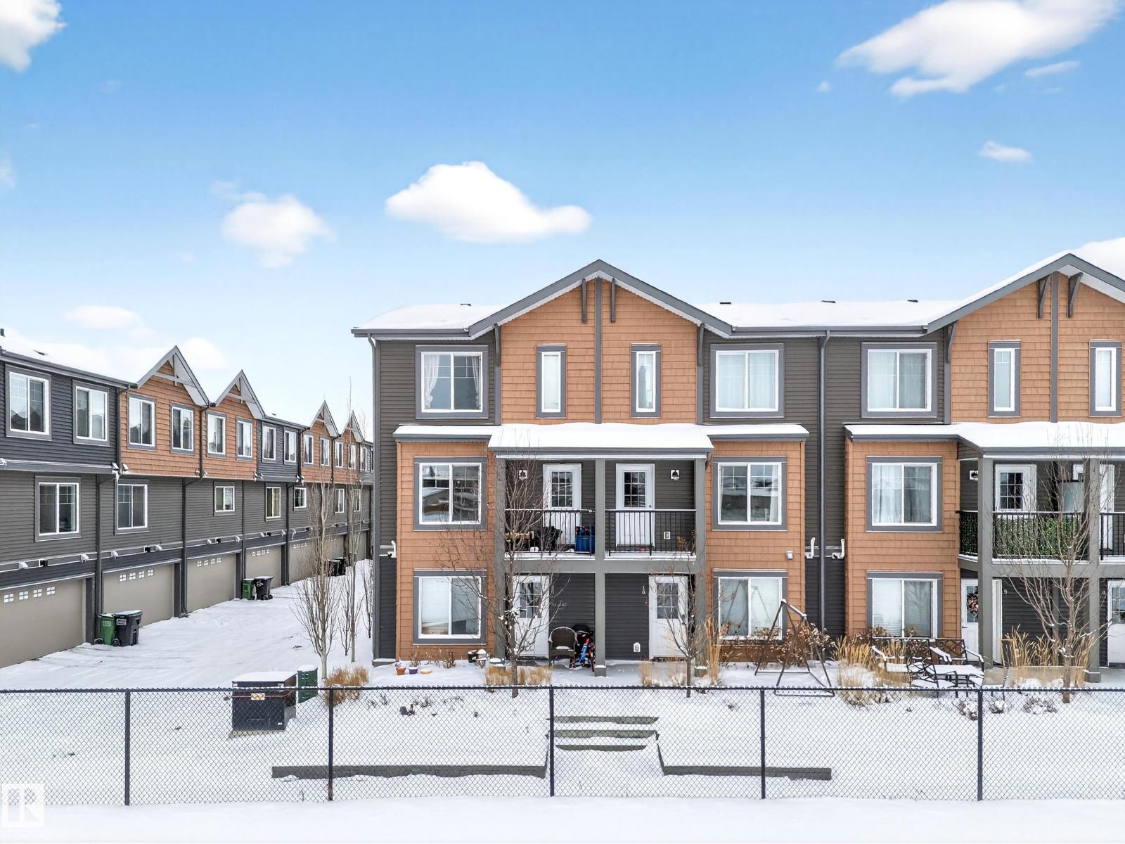 #11 3025 151 AV NW, Edmonton