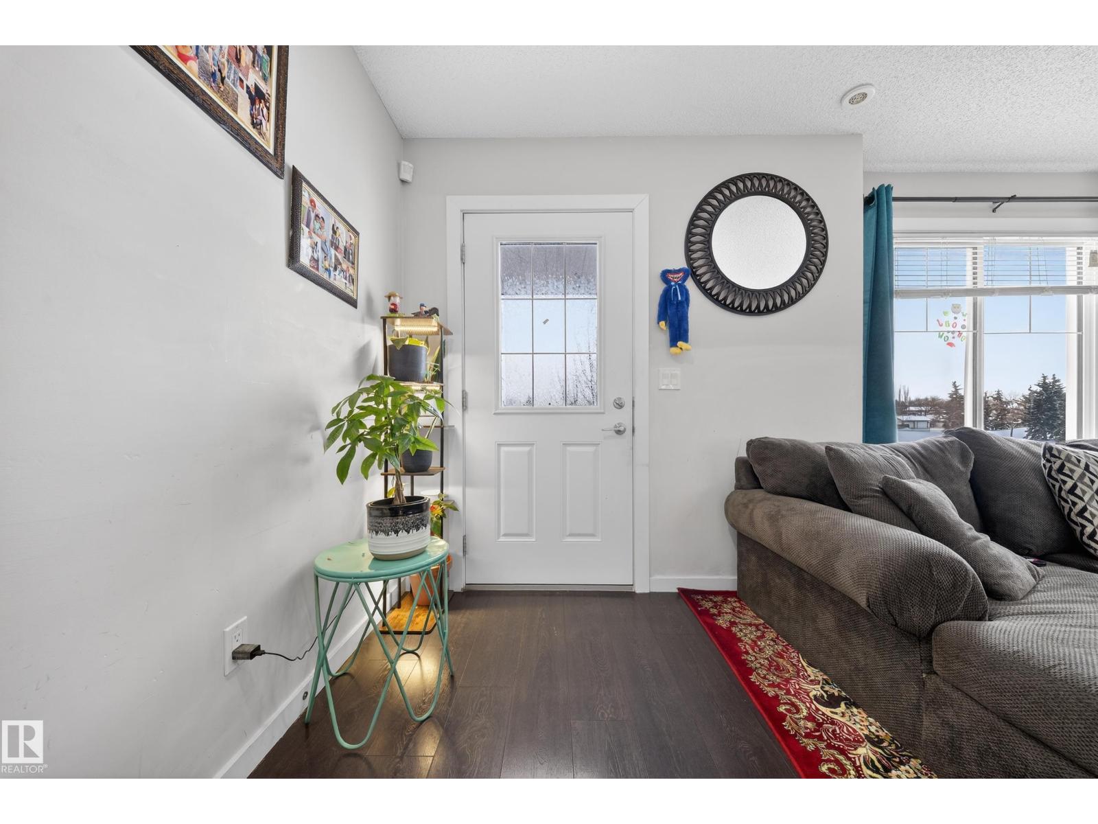 #11 3025 151 AV NW, Edmonton