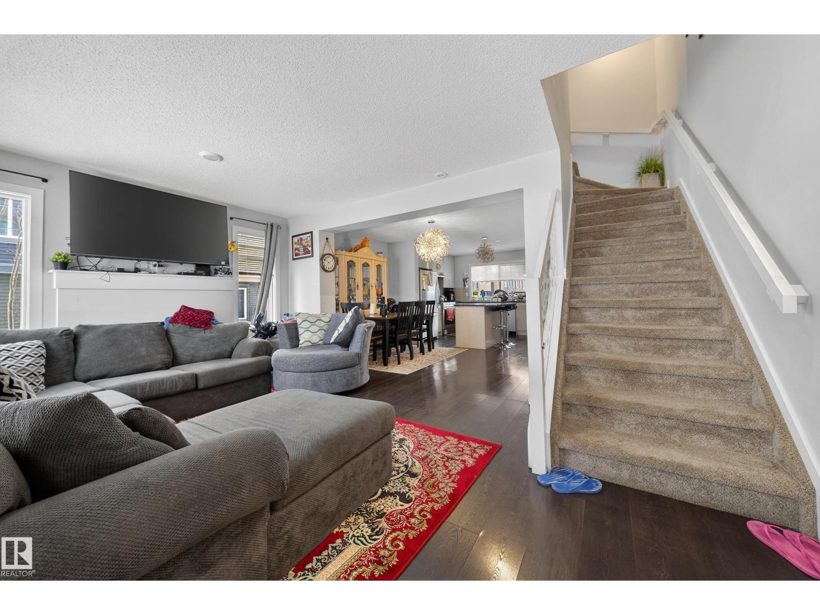 #11 3025 151 AV NW, Edmonton