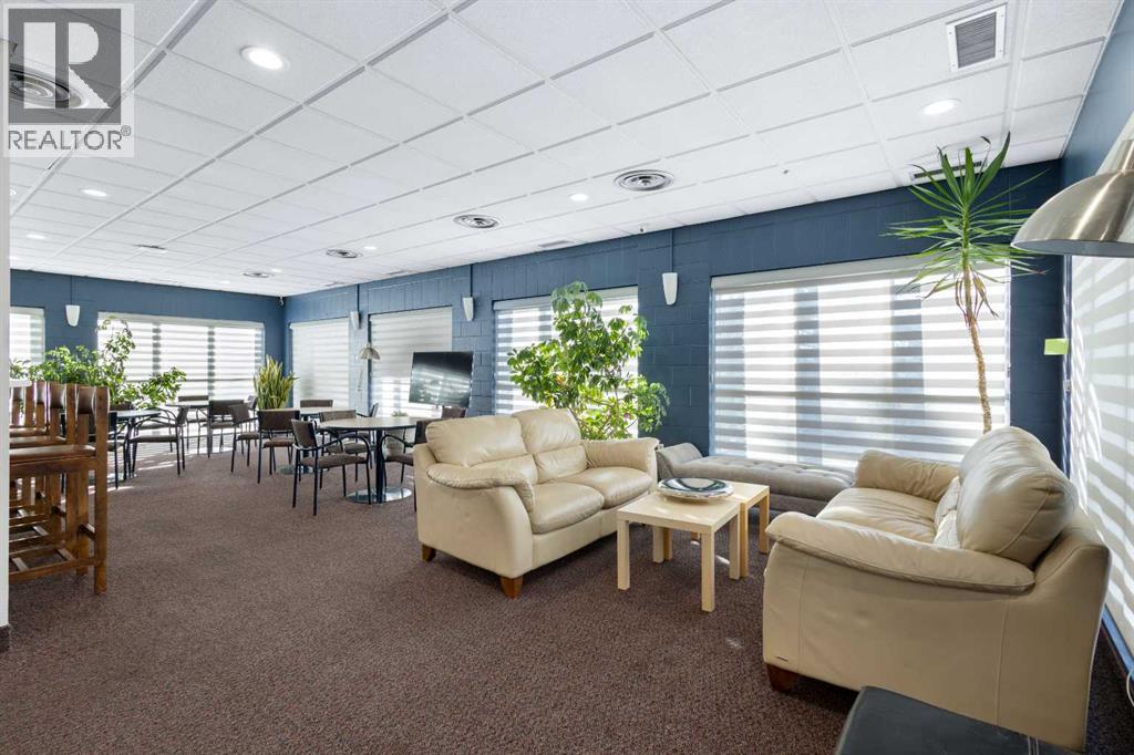 Single Family House 5 Level for Sale in   Dalhousie Drive Dalhousie Calgary 