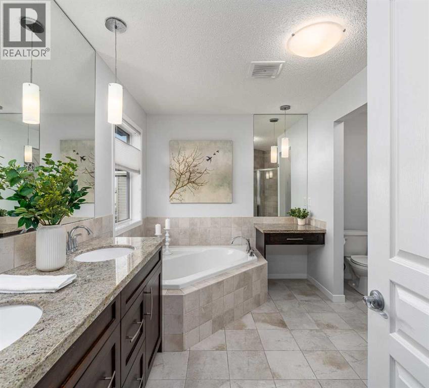 Single Family House for Sale in  Auburn Glen Heights SE Auburn Bay Calgary 