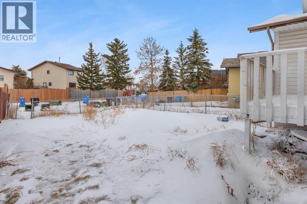 Single Family House Bi-level for Sale in  Whitworth Way NE Whitehorn Calgary 