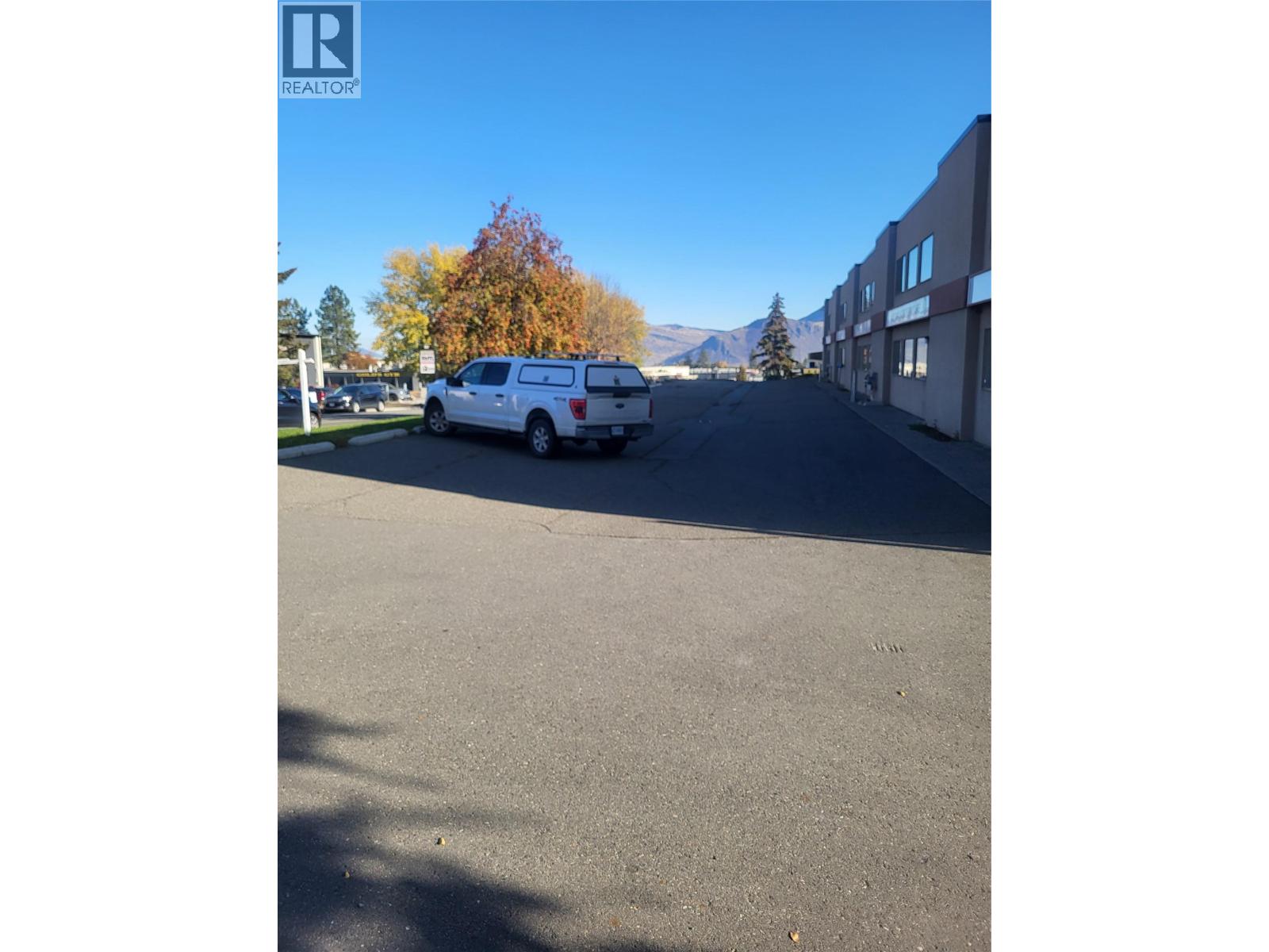  917 LAVAL Crescent, Kamloops