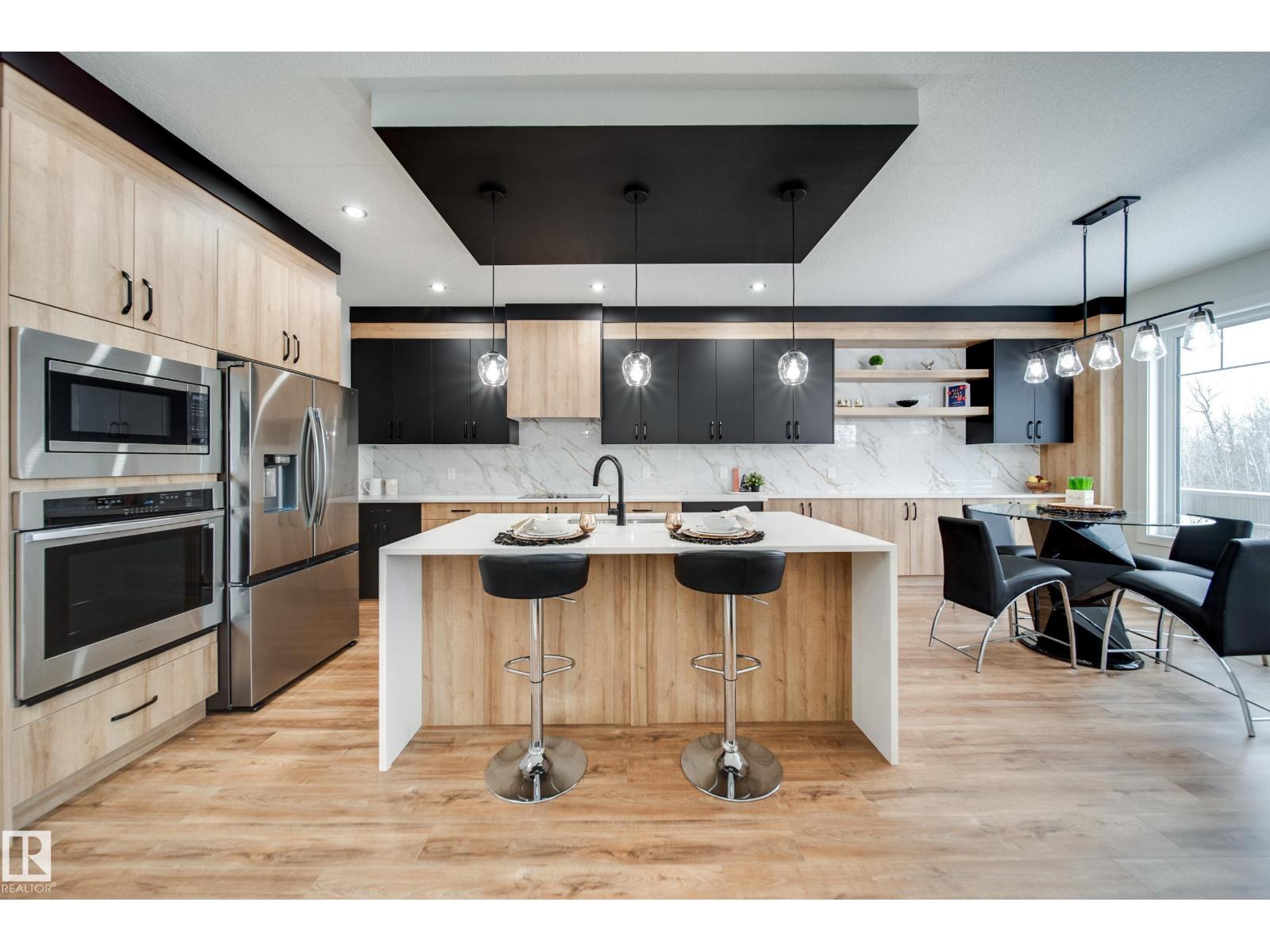 8812 183 AV NW, Edmonton