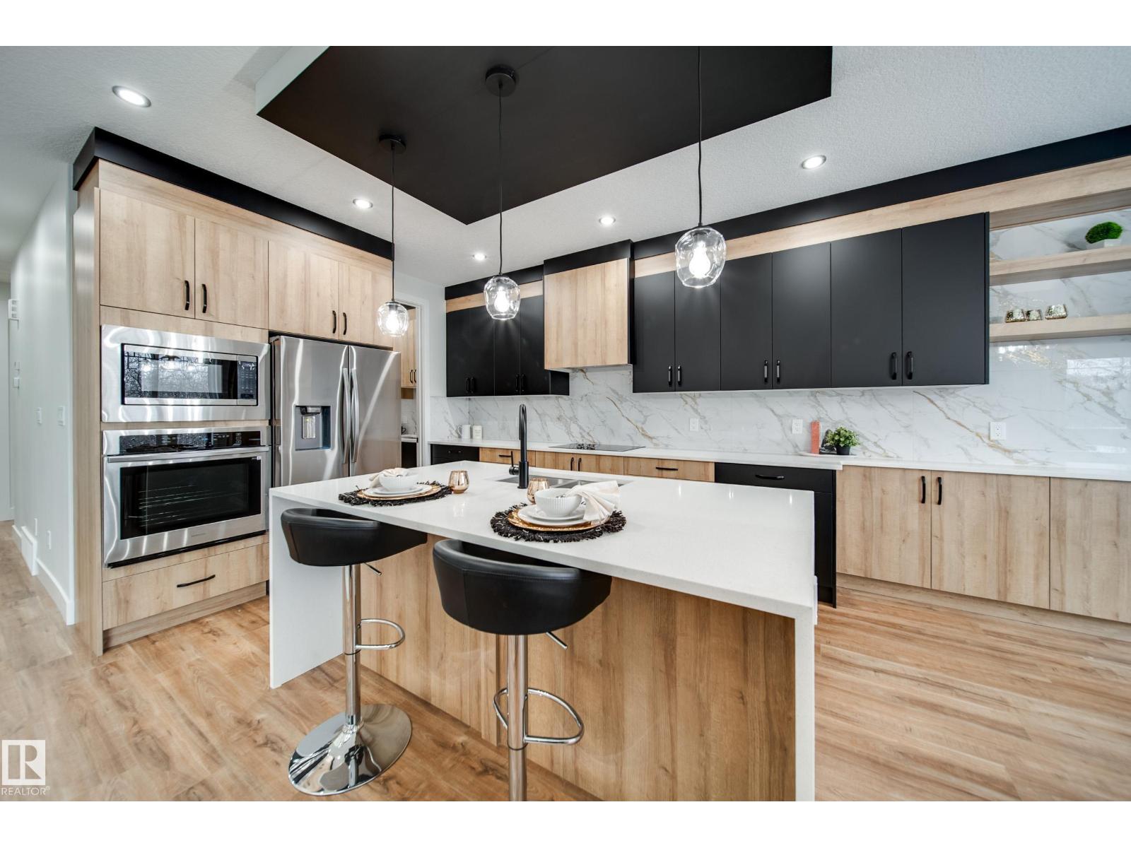 8812 183 AV NW, Edmonton