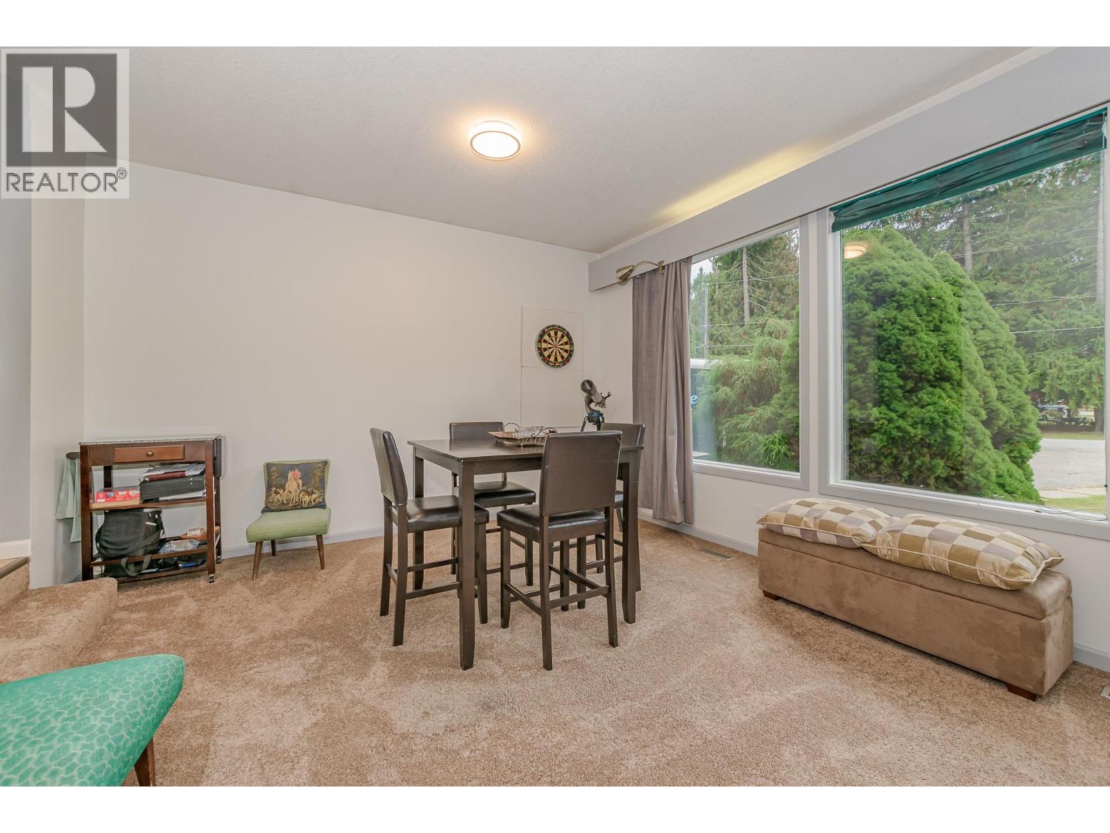 602 Maple Street, Sicamous