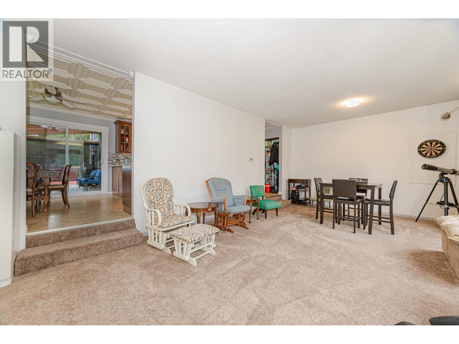 602 Maple Street, Sicamous