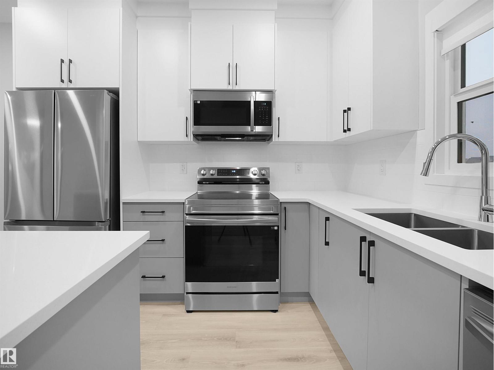 3272 DALLAS SCHMIDT DR NW, Edmonton