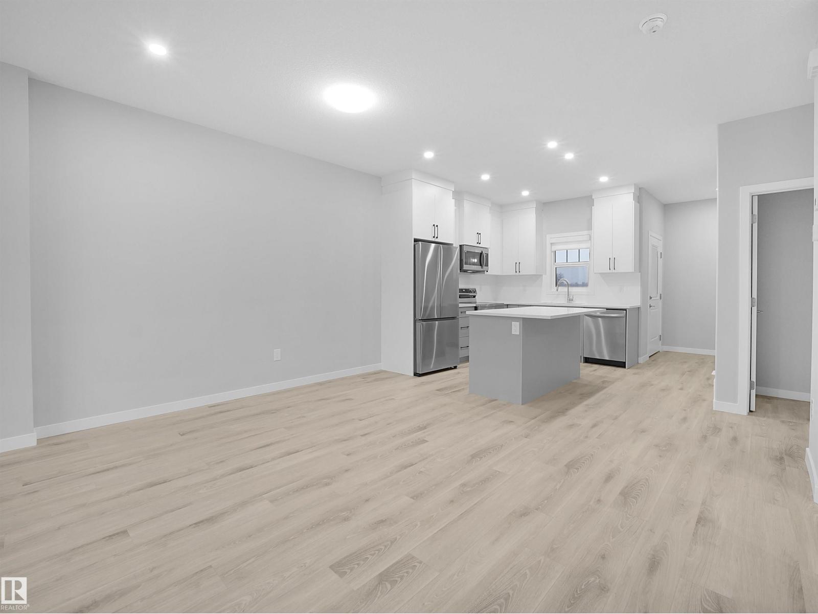 3272 DALLAS SCHMIDT DR NW, Edmonton