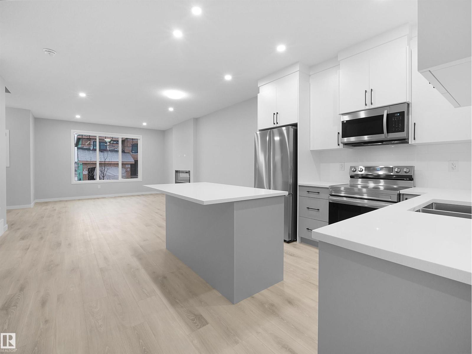 3272 DALLAS SCHMIDT DR NW, Edmonton