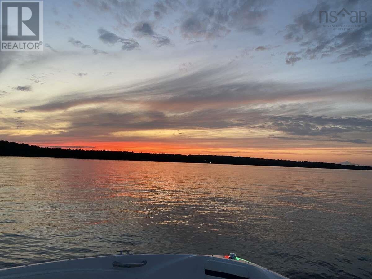 Property 14 of 38 of 11 Lakeshore Drive