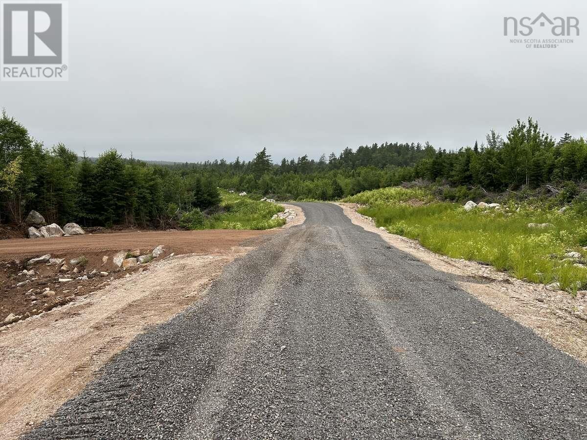 Property 5 of 38 of 11 Lakeshore Drive