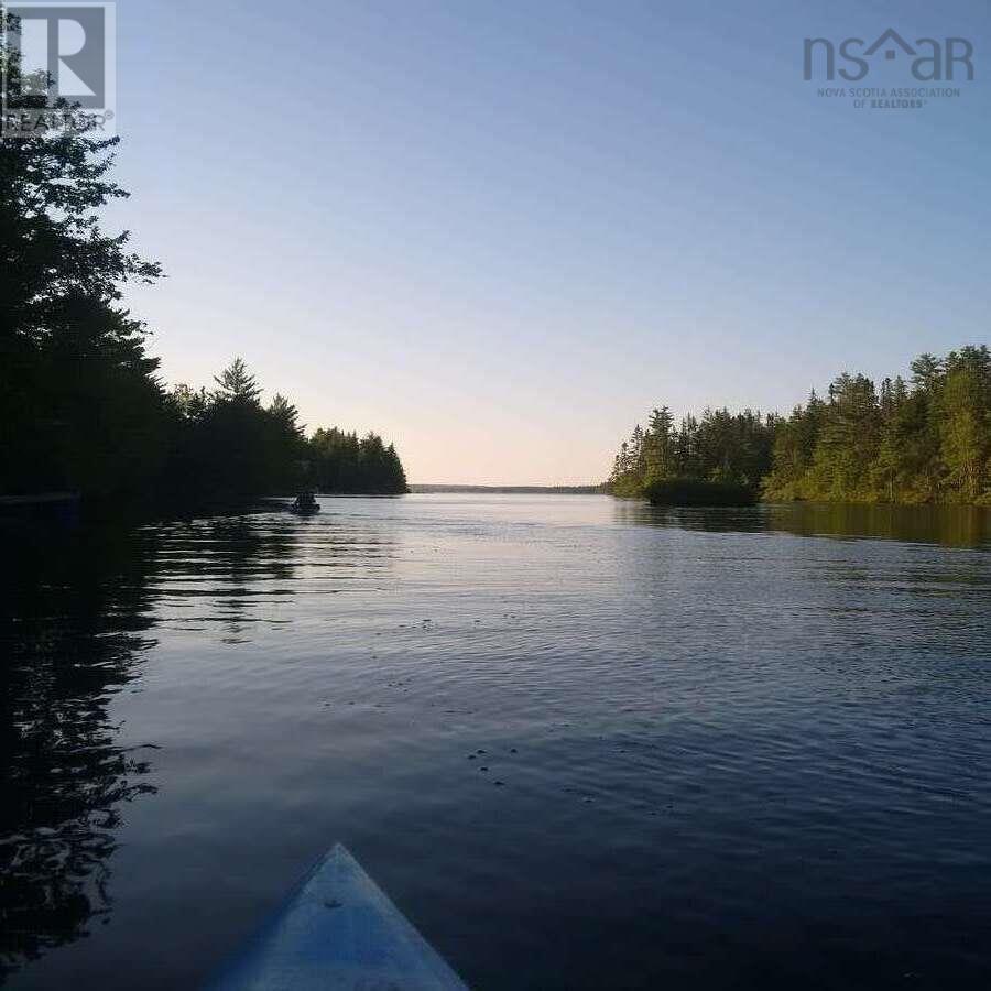 Property 7 of 38 of 11 Lakeshore Drive