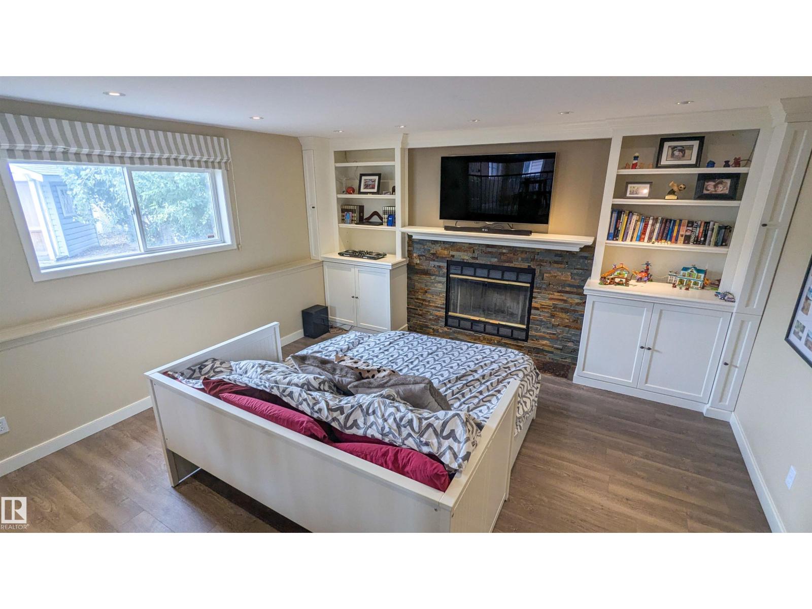 13817 131A AV NW, Edmonton