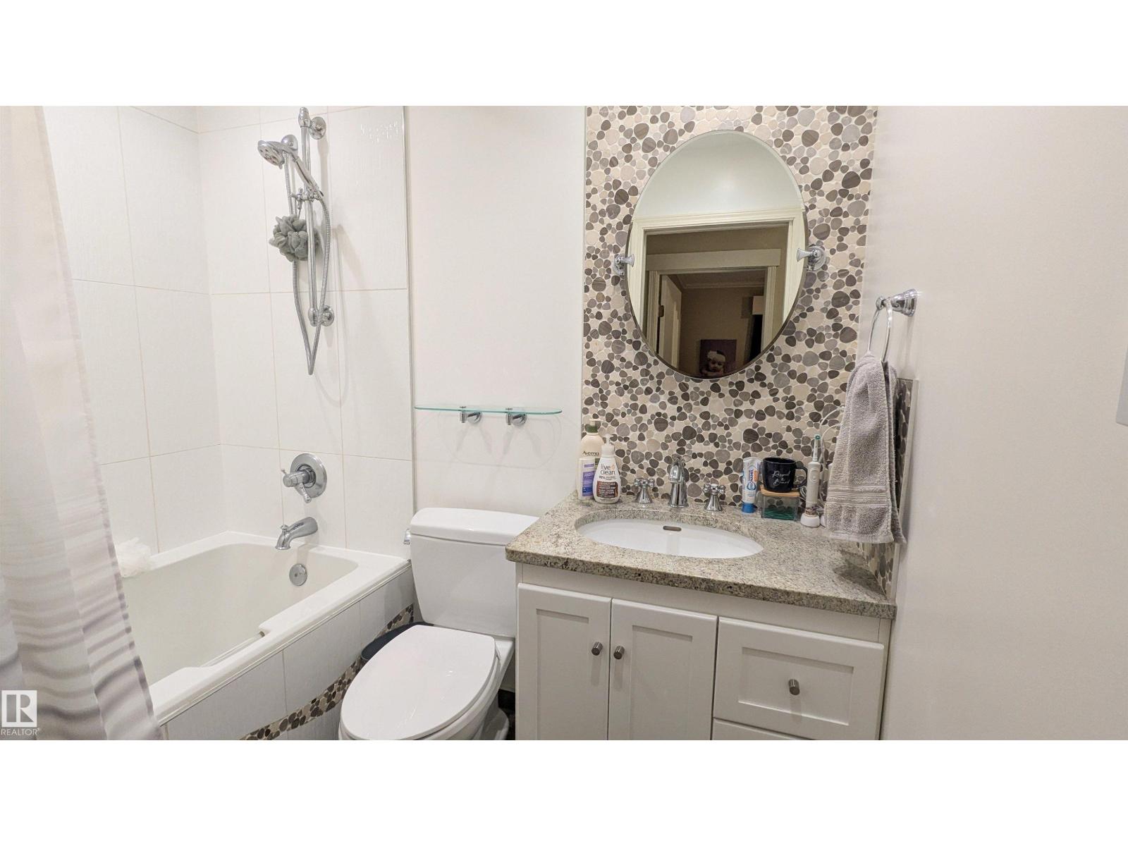 13817 131A AV NW, Edmonton