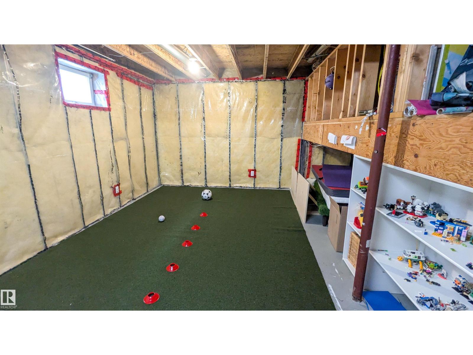 13817 131A AV NW, Edmonton